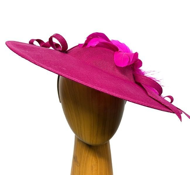 fuchsia-feathers-fascinator