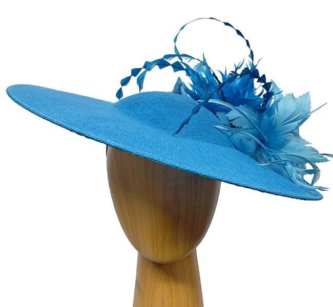 blue-feathered-fascinator-hat