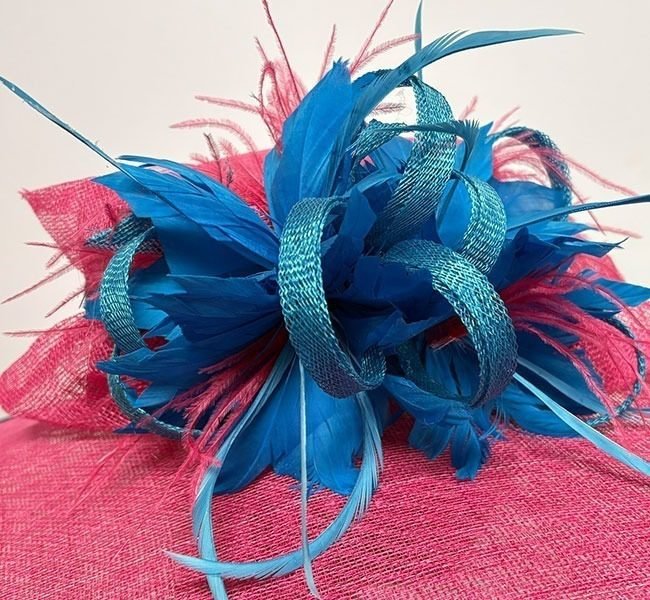 pink-turquoise-feathered-hat