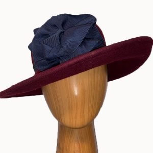 Maroon wool casual hat